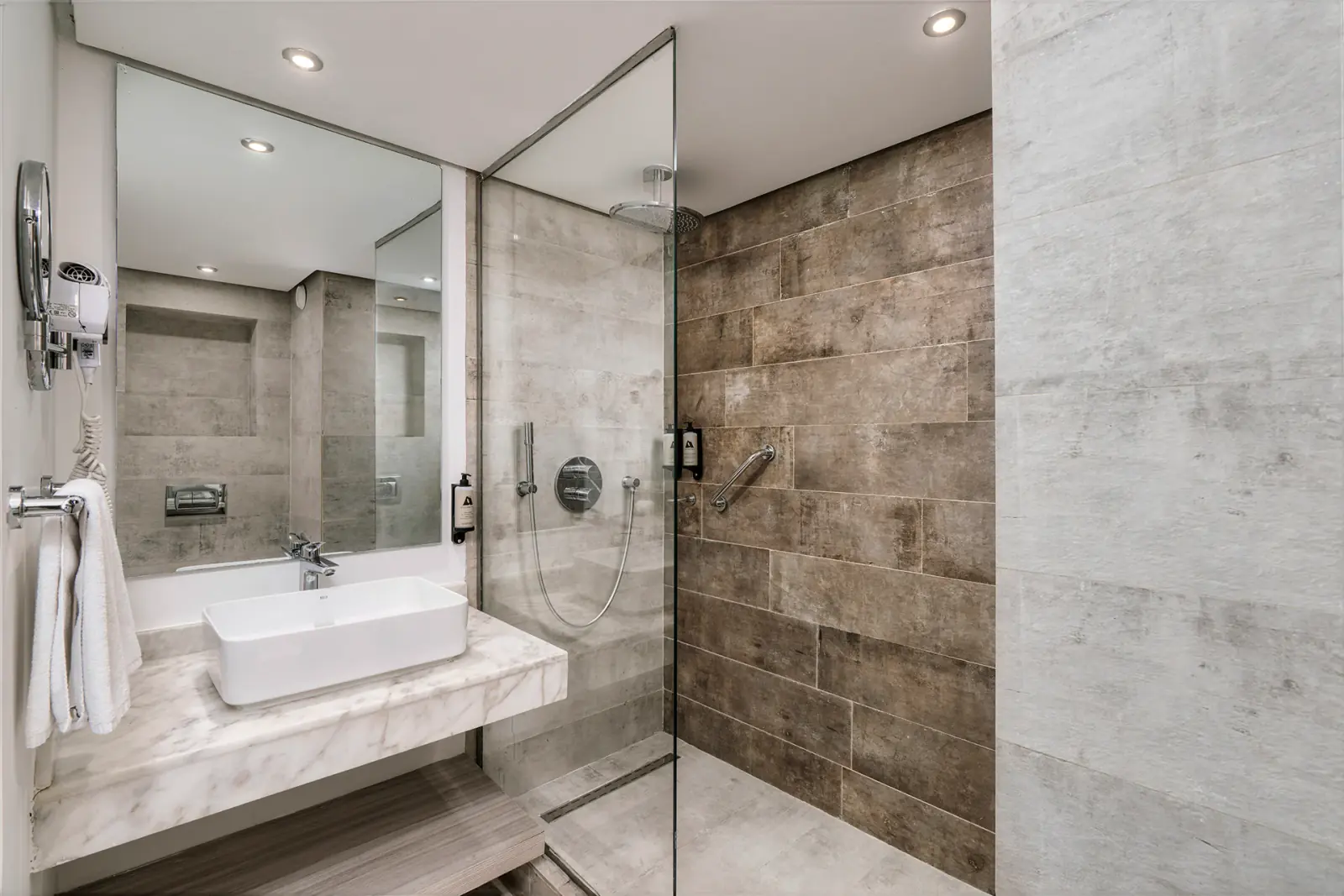 Tricky Tales — DSC05000+HDR-Edit