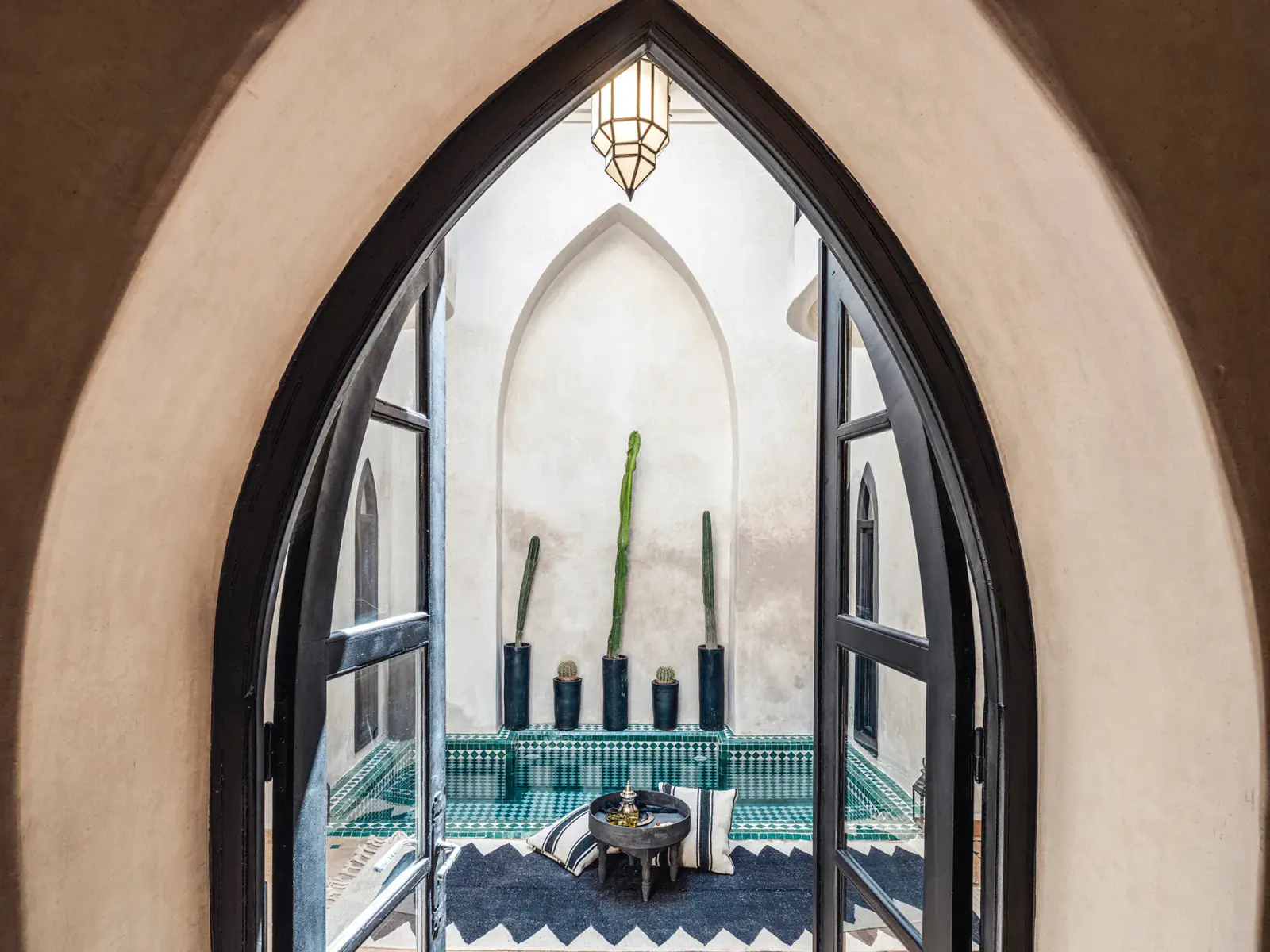 Tricky Tales — DSCF4605+HDR